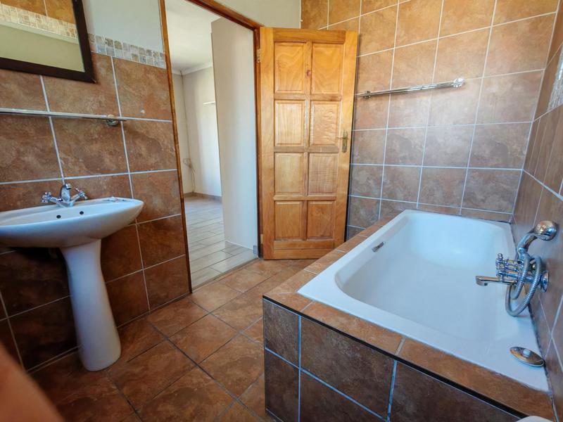 To Let 2 Bedroom Property for Rent in Waterval North West